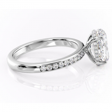 Inel de logodnă Jade din aur Alb 14kt cu moissanite tăietură ovală – Montură cu canal rafinată pentru profil înalt | Personalizează și configurează gratuit online [1]