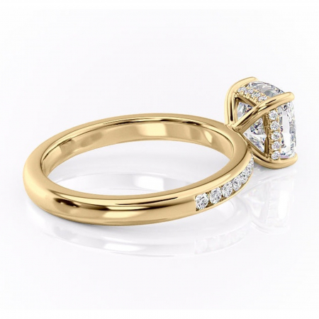 Inel de logodnă Jade din aur Galben 14kt cu moissanite tăietură pernă – Montură cu canal rafinată pentru profil înalt | Personalizează și configurează gratuit online [2]