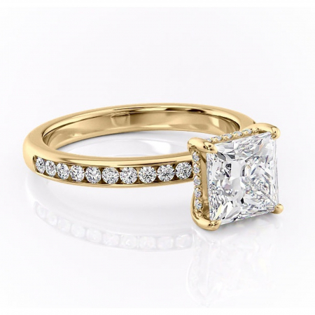 14K - Inel de logodnă Jade din aur Galben 14kt cu moissanite tăietură princess – Montură cu canal rafinată pentru profil înalt | Personalizează și configurează gratuit online