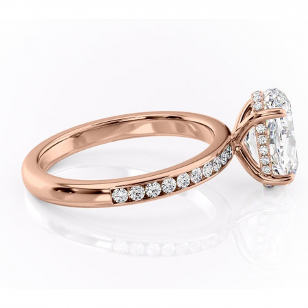 Inel de logodnă Jade din aur Rose 14kt cu moissanite tăietură ovală – Montură cu canal rafinată pentru profil înalt | Personalizează și configurează gratuit online [1]