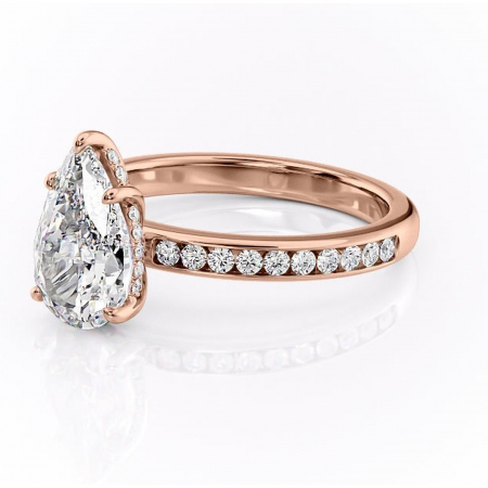 Inel de logodnă Jade din aur Rose 14kt cu moissanite tăietură pară – Montură cu canal rafinată pentru profil înalt | Personalizează și configurează gratuit online [6]