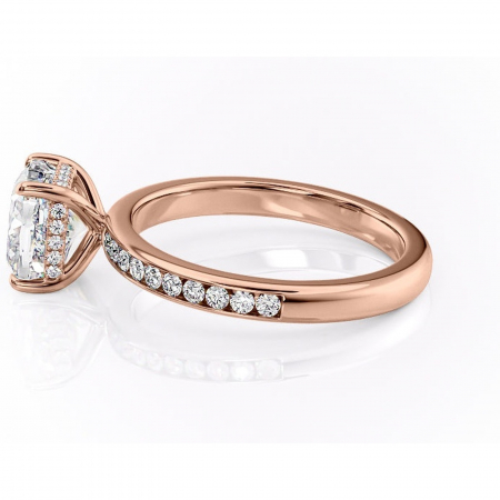 Inel de logodnă Jade din aur Rose 18kt cu moissanite tăietură pernă – Montură cu canal rafinată pentru profil înalt | Personalizează și configurează gratuit online [5]