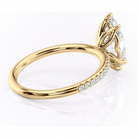 Inel de logodnă Jessamine din aur Galben 14kt cu moissanite tăietură marquise – Montură pavé rafinată pentru profil înalt | Personalizează și configurează gratuit online [2]