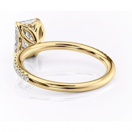Inel de logodnă Jessamine din aur Galben 14kt cu moissanite tăietură radiantă – Montură pavé rafinată pentru profil înalt | Personalizează și configurează gratuit online [3]