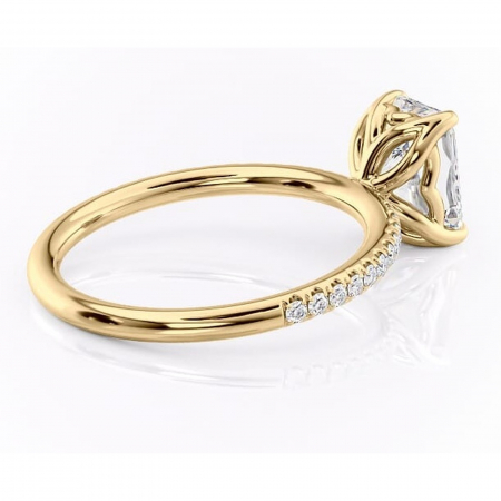 Inel de logodnă Jessamine din aur Galben 14kt cu moissanite tăietură radiantă – Montură pavé rafinată pentru profil înalt | Personalizează și configurează gratuit online [2]