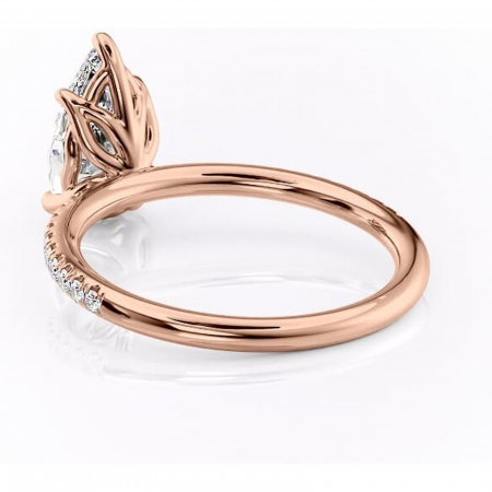 Inel de logodnă Jessamine din aur Rose 18kt cu moissanite tăietură pară – Montură pavé rafinată pentru profil înalt | Personalizează și configurează gratuit online [3]