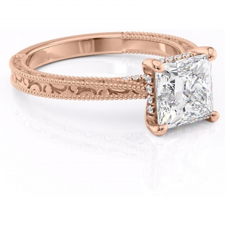 Princess - Inel de logodnă Jovie din aur Rose 18kt cu moissanite tăietură princess – Halo ascuns rafinată pentru profil înalt | Personalizează și configurează gratuit online