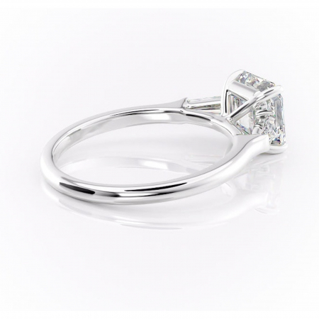 Inel de logodnă Juliette din aur Alb 14kt cu moissanite tăietură asscher – Solitar rafinată pentru profil înalt | Personalizează și configurează gratuit online [2]