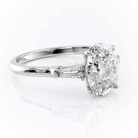 Ovală - Inel de logodnă Juliette din aur Alb 14kt cu moissanite tăietură ovală – Solitar rafinată pentru profil înalt | Personalizează și configurează gratuit online