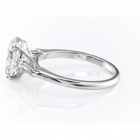 Inel de logodnă Juliette din aur Alb 14kt cu moissanite tăietură ovală – Solitar rafinată pentru profil înalt | Personalizează și configurează gratuit online [5]