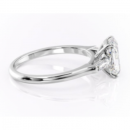 Inel de logodnă Juliette din aur Alb 14kt cu moissanite tăietură radiantă – Solitar rafinată pentru profil înalt | Personalizează și configurează gratuit online [1]