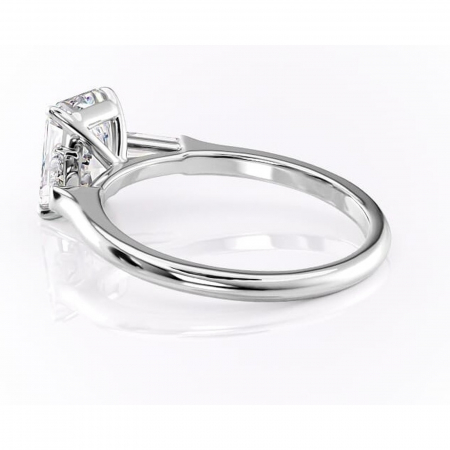 Inel de logodnă Juliette din aur Alb 14kt cu moissanite tăietură radiantă – Solitar rafinată pentru profil înalt | Personalizează și configurează gratuit online [4]