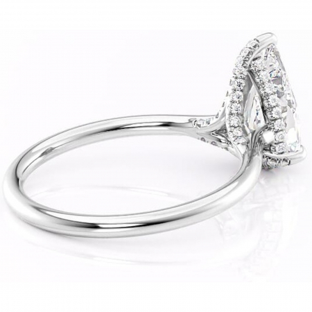 Inel de logodnă Kaia din aur Alb 18kt cu moissanite tăietură pară – Solitar rafinată pentru profil mediu | Personalizează și configurează gratuit online [2]