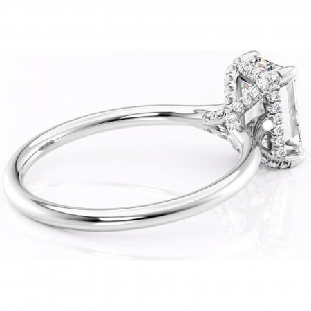 Inel de logodnă Kaia din aur Alb 18kt cu moissanite tăietură smarald – Solitar rafinată pentru profil mediu | Personalizează și configurează gratuit online [2]