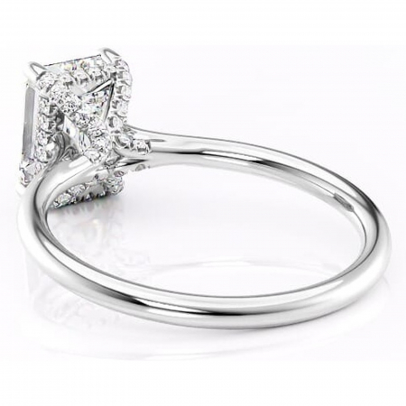 Inel de logodnă Kaia din aur Alb 18kt cu moissanite tăietură smarald – Solitar rafinată pentru profil mediu | Personalizează și configurează gratuit online [3]