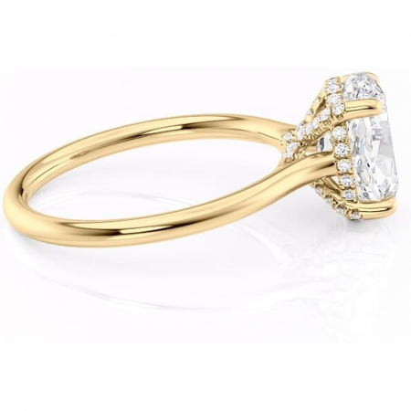 Inel de logodnă Kaia din aur Galben 14kt cu moissanite tăietură ovală – Solitar rafinată pentru profil mediu | Personalizează și configurează gratuit online [1]
