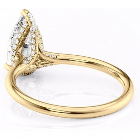 Inel de logodnă Kaia din aur Galben 18kt cu moissanite tăietură pară – Solitar rafinată pentru profil mediu | Personalizează și configurează gratuit online [3]