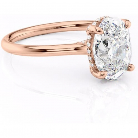 14K - Inel de logodnă Kaia din aur Rose 14kt cu moissanite tăietură ovală – Solitar rafinată pentru profil mediu | Personalizează și configurează gratuit online