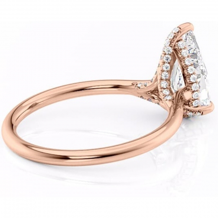 Inel de logodnă Kaia din aur Rose 18kt cu moissanite tăietură pară – Solitar rafinată pentru profil mediu | Personalizează și configurează gratuit online [2]