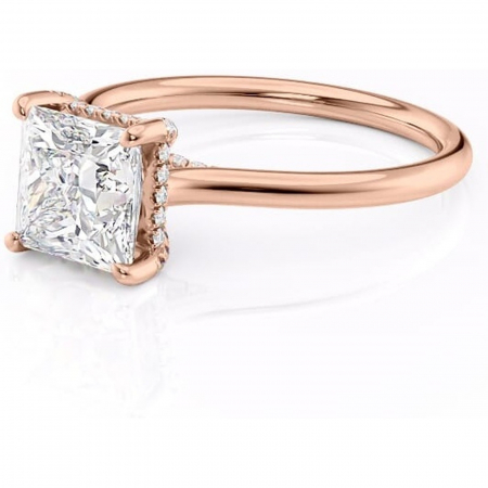 Inel de logodnă Kaia din aur Rose 18kt cu moissanite tăietură princess – Solitar rafinată pentru profil mediu | Personalizează și configurează gratuit online [6]
