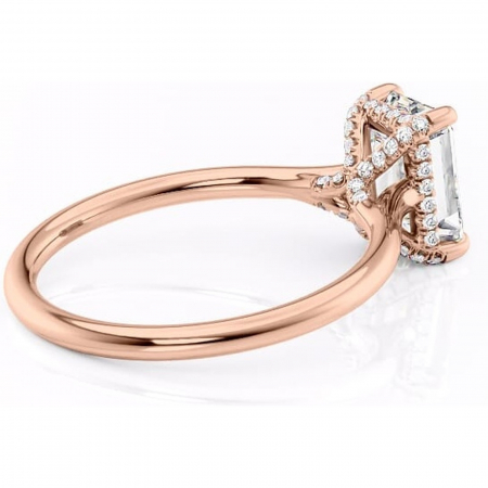 Inel de logodnă Kaia din aur Rose 18kt cu moissanite tăietură smarald – Solitar rafinată pentru profil mediu | Personalizează și configurează gratuit online [2]