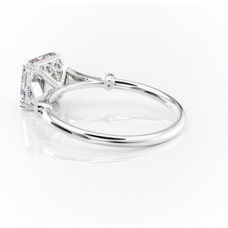 Inel de logodnă Lacey din aur Alb 14kt cu moissanite tăietură asscher – Pietre laterale rafinată pentru profil înalt | Personalizează și configurează gratuit online [4]