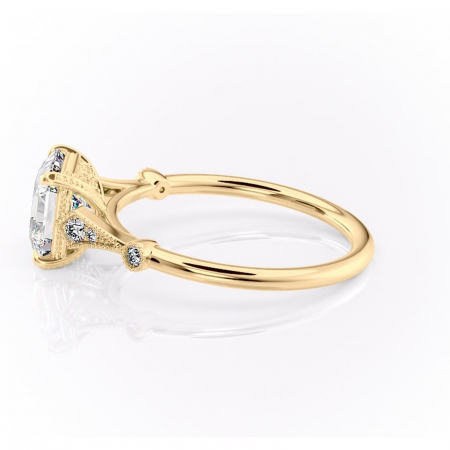 Inel de logodnă Lacey din aur Galben 14kt cu moissanite tăietură asscher – Pietre laterale rafinată pentru profil înalt | Personalizează și configurează gratuit online [5]