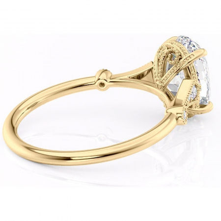 Inel de logodnă Lacey din aur Galben 14kt cu moissanite tăietură ovală – Pietre laterale rafinată pentru profil înalt | Personalizează și configurează gratuit online [2]