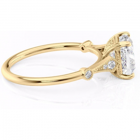 Inel de logodnă Lacey din aur Galben 18kt cu moissanite tăietură pernă – Pietre laterale rafinată pentru profil înalt | Personalizează și configurează gratuit online [1]