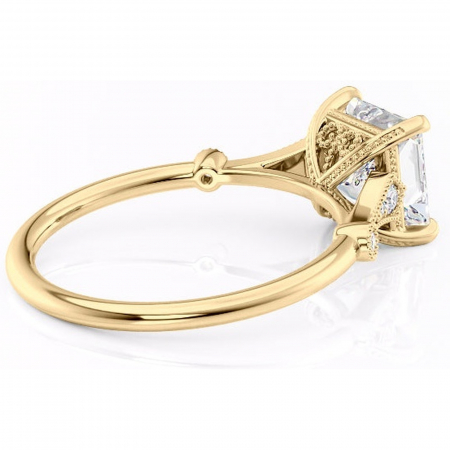 Inel de logodnă Lacey din aur Galben 14kt cu moissanite tăietură princess – Pietre laterale rafinată pentru profil înalt | Personalizează și configurează gratuit online [2]