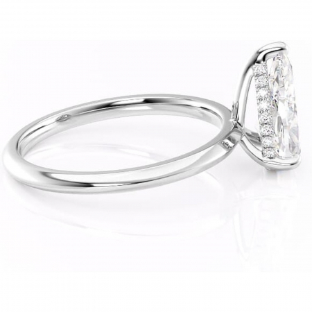 Inel de logodnă Lavender din aur Alb 18kt cu moissanite tăietură pară – Solitar rafinată pentru profil înalt | Personalizează și configurează gratuit online [1]