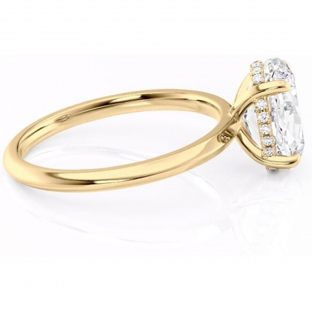 Inel de logodnă Lavender din aur Galben 14kt cu moissanite tăietură ovală – Solitar rafinată pentru profil înalt | Personalizează și configurează gratuit online [1]