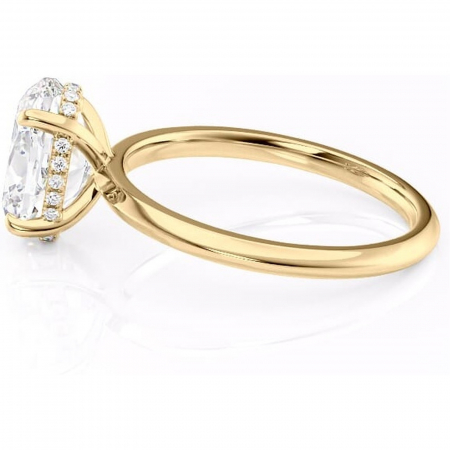 Inel de logodnă Lavender din aur Galben 14kt cu moissanite tăietură ovală – Solitar rafinată pentru profil înalt | Personalizează și configurează gratuit online [5]