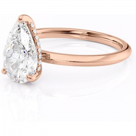 Inel de logodnă Lavender din aur Rose 18kt cu moissanite tăietură pară – Solitar rafinată pentru profil înalt | Personalizează și configurează gratuit online [6]