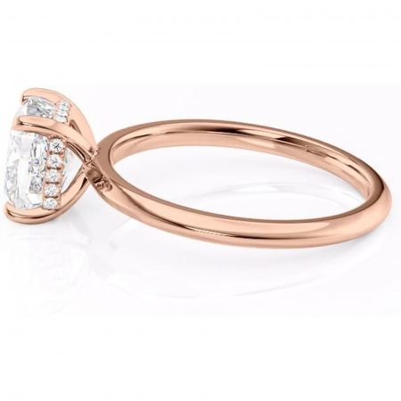 Inel de logodnă Lavender din aur Rose 18kt cu moissanite tăietură pernă – Solitar rafinată pentru profil înalt | Personalizează și configurează gratuit online [5]