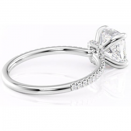 Inel de logodnă Lavinia din aur Alb 14kt cu moissanite tăietură pernă – Montură pavé rafinată pentru profil înalt | Personalizează și configurează gratuit online [2]