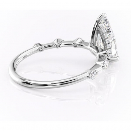 Inel de logodnă Lilya din aur Alb 14kt cu moissanite tăietură pară – Pietre laterale rafinată pentru profil mediu | Personalizează și configurează gratuit online [2]