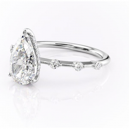 Inel de logodnă Lilya din aur Alb 14kt cu moissanite tăietură pară – Pietre laterale rafinată pentru profil mediu | Personalizează și configurează gratuit online [6]