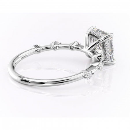 Inel de logodnă Lilya din aur Alb 14kt cu moissanite tăietură princess – Pietre laterale rafinată pentru profil mediu | Personalizează și configurează gratuit online [2]