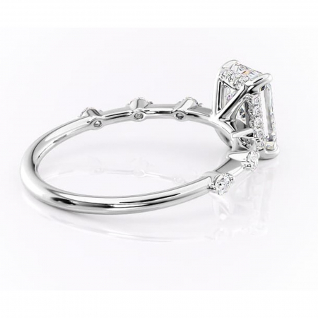 Inel de logodnă Lilya din aur Alb 14kt cu moissanite tăietură radiantă – Pietre laterale rafinată pentru profil mediu | Personalizează și configurează gratuit online [2]