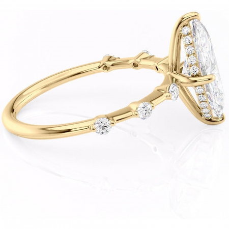 Inel de logodnă Lilya din aur Galben 14kt cu moissanite tăietură marquise – Pietre laterale rafinată pentru profil mediu | Personalizează și configurează gratuit online [1]