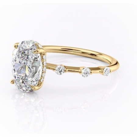 Inel de logodnă Lilya din aur Galben 18kt cu moissanite tăietură ovală – Pietre laterale rafinată pentru profil mediu | Personalizează și configurează gratuit online [6]
