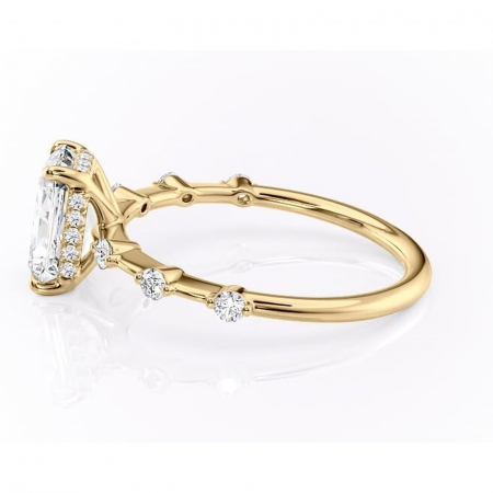 Inel de logodnă Lilya din aur Galben 18kt cu moissanite tăietură radiantă – Pietre laterale rafinată pentru profil mediu | Personalizează și configurează gratuit online [5]