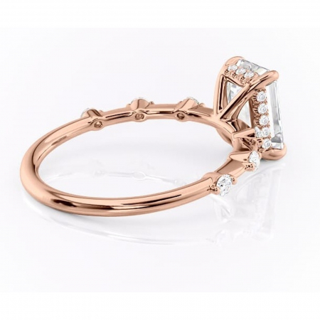 Inel de logodnă Lilya din aur Rose 14kt cu moissanite tăietură smarald – Pietre laterale rafinată pentru profil mediu | Personalizează și configurează gratuit online [2]