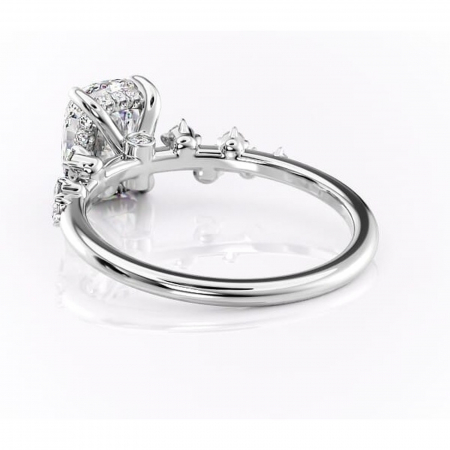 Inel de logodnă Liora din aur Alb 14kt cu moissanite tăietură pernă – Pietre laterale rafinată pentru profil înalt | Personalizează și configurează gratuit online [3]