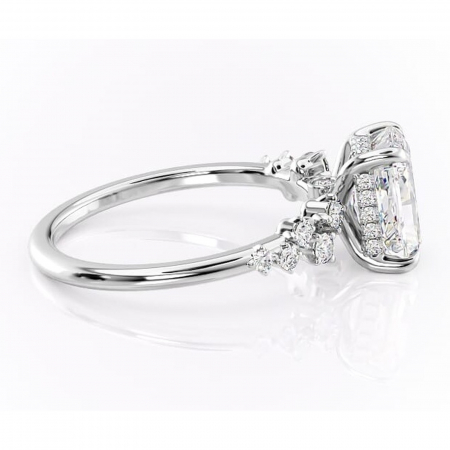 Inel de logodnă Liora din aur Alb 14kt cu moissanite tăietură radiantă – Pietre laterale rafinată pentru profil înalt | Personalizează și configurează gratuit online [1]