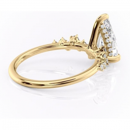Inel de logodnă Liora din aur Galben 14kt cu moissanite tăietură pară – Pietre laterale rafinată pentru profil înalt | Personalizează și configurează gratuit online [2]