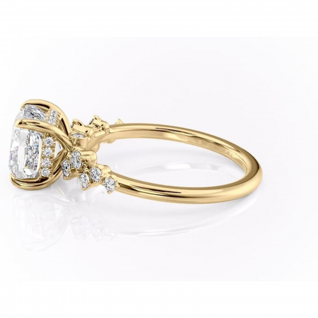 Inel de logodnă Liora din aur Galben 14kt cu moissanite tăietură pernă – Pietre laterale rafinată pentru profil înalt | Personalizează și configurează gratuit online [5]