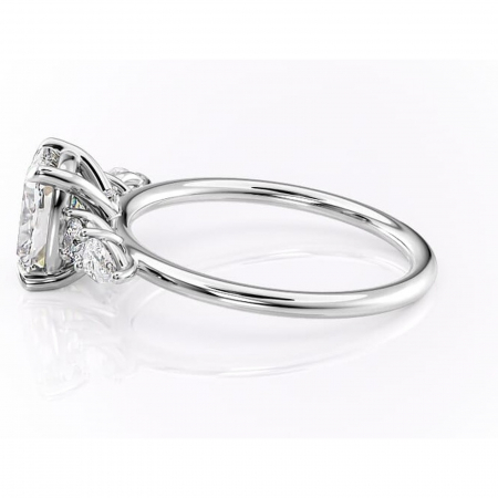 Inel de logodnă Lucinda din aur Alb 14kt cu moissanite tăietură asscher – Montură cu trei pietre rafinată pentru profil înalt | Personalizează și configurează gratuit online [5]