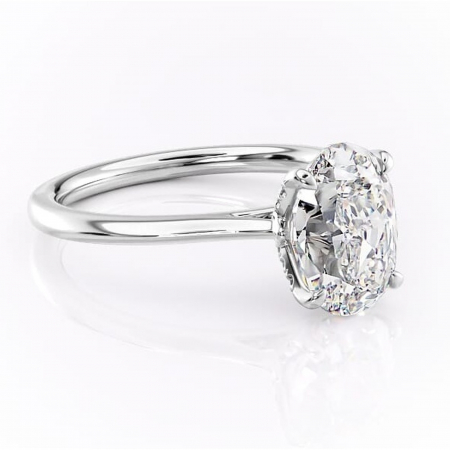 Ovală - Inel de logodnă Luma din aur Alb 14kt cu moissanite tăietură ovală – Solitar rafinată pentru profil înalt | Personalizează și configurează gratuit online